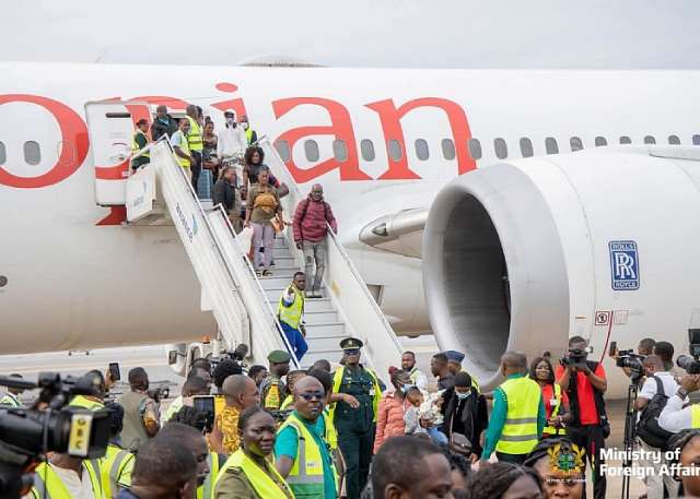 622026125833-0g830m4yxt-ghanaian-evacuess